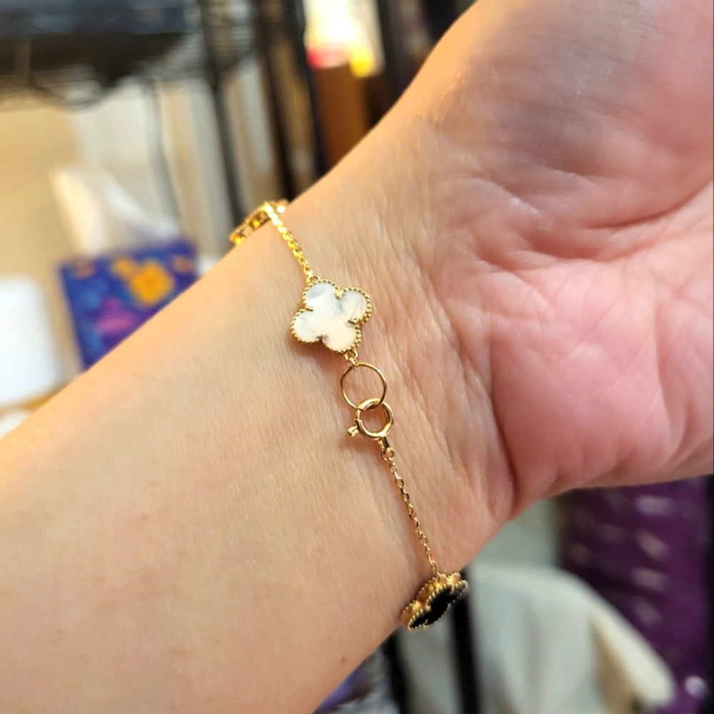Chic Clover Charm Bracelet in Gold and Multi-Color - Picture 7 of 15